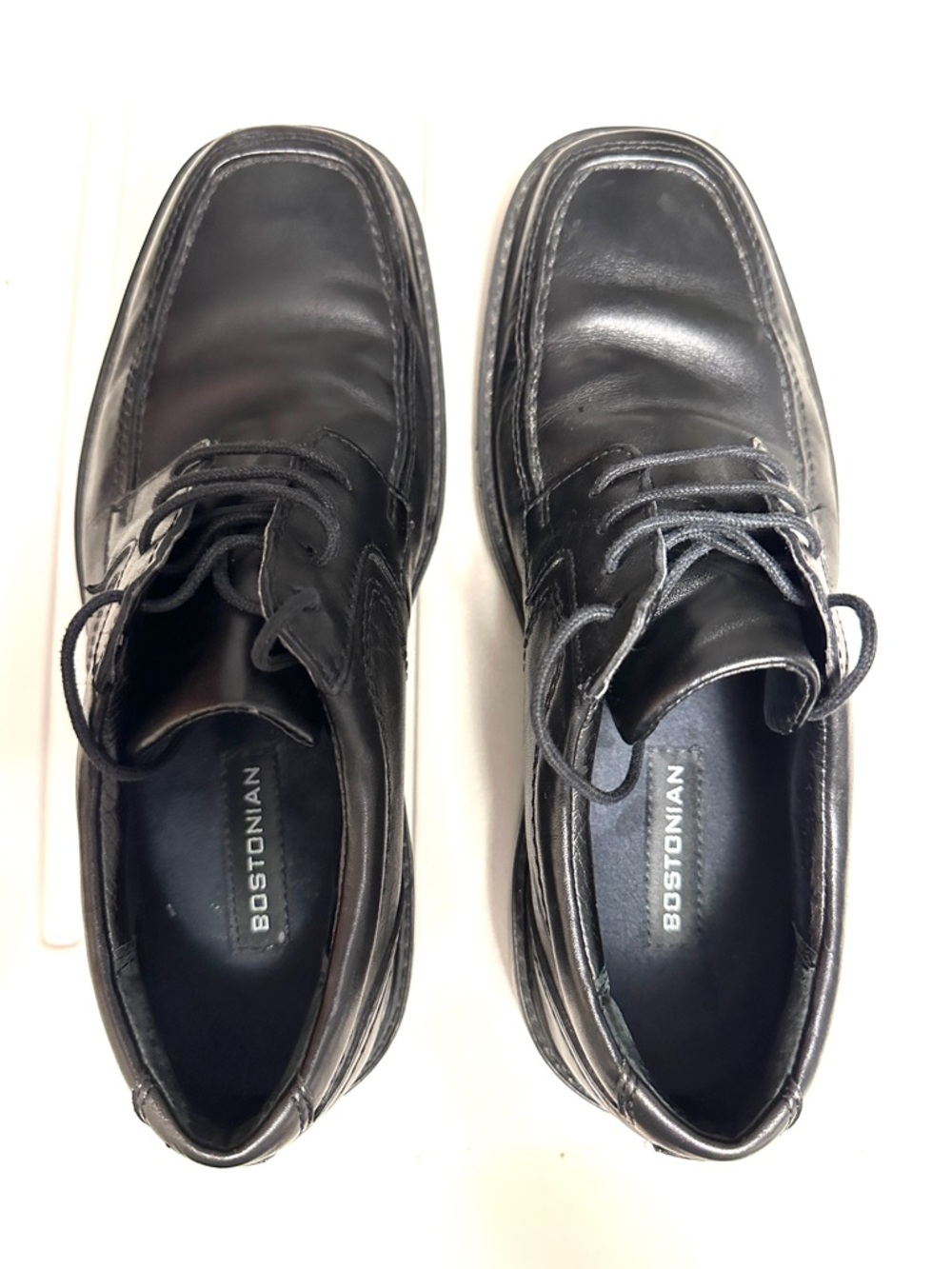 Bostonian Men's Black Leather Lace-Up Derby Shoes